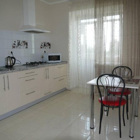 Хмельницьке Шосе 122А Apartment Vinnytsia Bagian luar foto